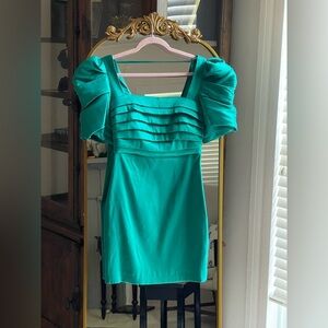 NWT Badgley Mischka Jewel J0097 Pleated Mini Dress Puffed Sleeves Emerald Green